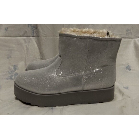 time and tru women's genuine suede platform cozy boots size 9 NWT Silver Sparkle - Picture 4 of 7